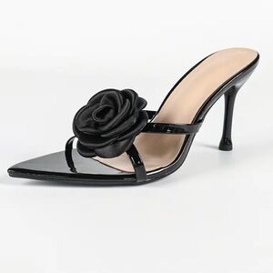 Black Patent Pointed-Toe Mule Heels w/ 3D Flower Detail size 11
